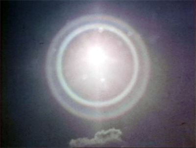 Lens flare! This is truly the Promised Land!